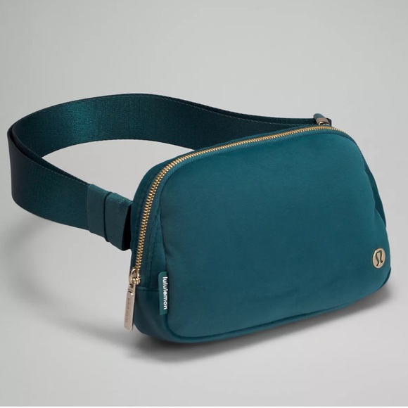 lululemon VELOUR Everywhere Belt Bag 1L (Teal/Turquoise) - Rare Gold Hardware - Picture 3 of 13